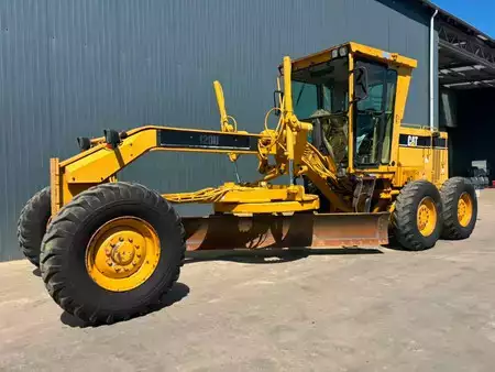 Równiarki 1998 Caterpillar 120H - CE (1)