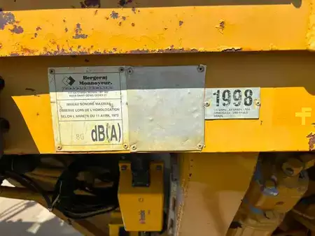 Równiarki 1998 Caterpillar 120H - CE (15)