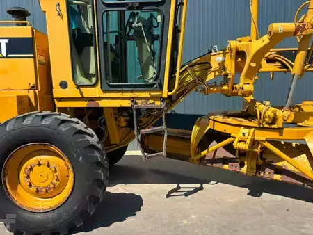 Równiarki 1998 Caterpillar 120H - CE (39)