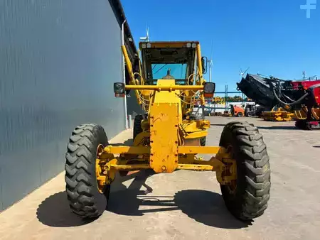Równiarki 1998 Caterpillar 120H - CE (5)