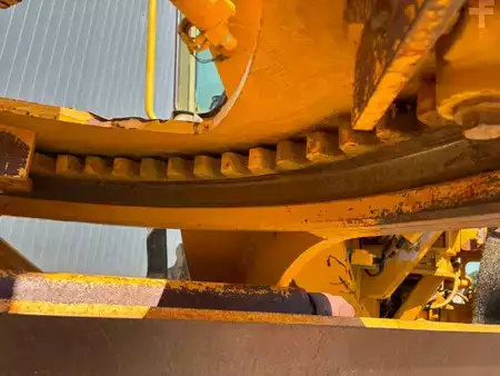 Równiarki 1998 Caterpillar 120H - CE (8)