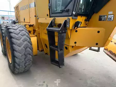 Równiarki 2009 Volvo G930 - CE (8)