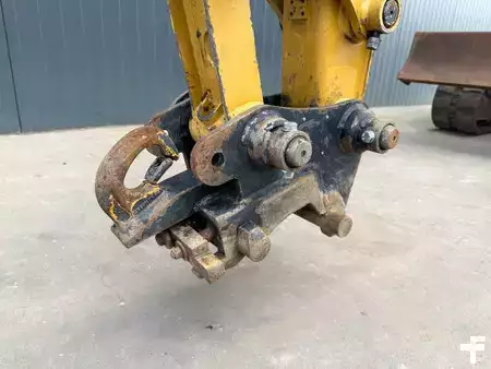 mini escavadeira 2018 Caterpillar 303.5E CR (11)