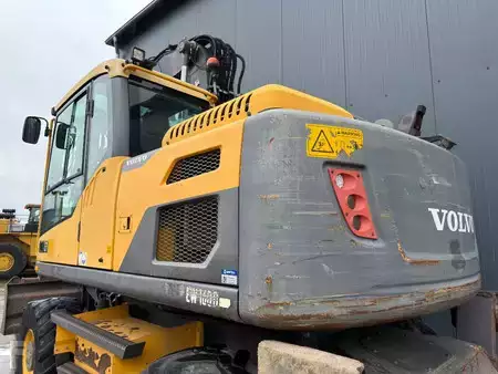 Escavatori gommati 2012 Volvo EW160D (6)