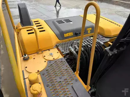 Escavatori gommati 2012 Volvo EW160D (8)
