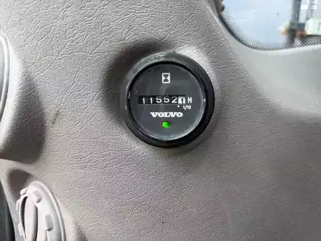 Escavatori gommati 2012 Volvo EW160D (9)