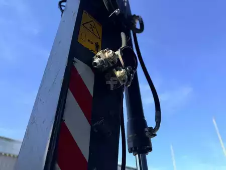 Pelle sur pneus 2014 Volvo EW180D (24)