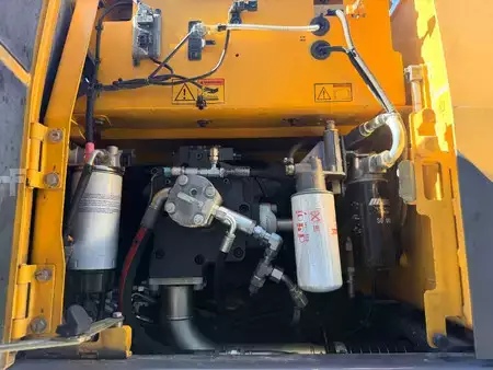 Pelle sur pneus 2014 Volvo EW180D (36)
