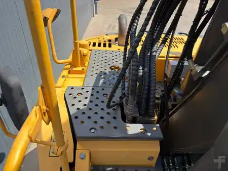 Excavadoras de cadenas 2010 Volvo ECR145CL VA (21)
