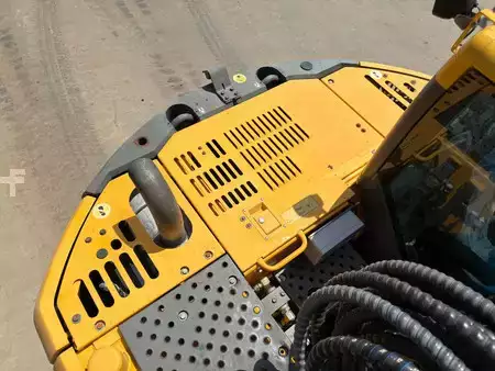 Excavadoras de cadenas 2010 Volvo ECR145CL VA (22)