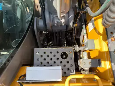 Excavadoras de cadenas 2010 Volvo ECR145CL VA (27)