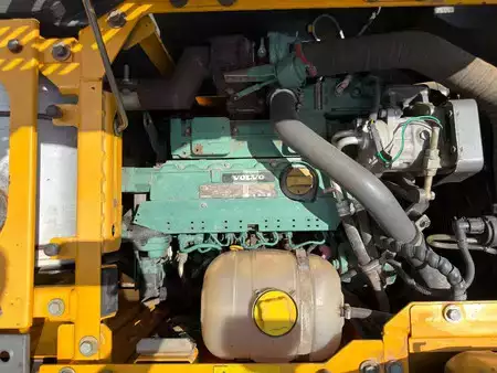 Excavadoras de cadenas 2010 Volvo ECR145CL VA (28)