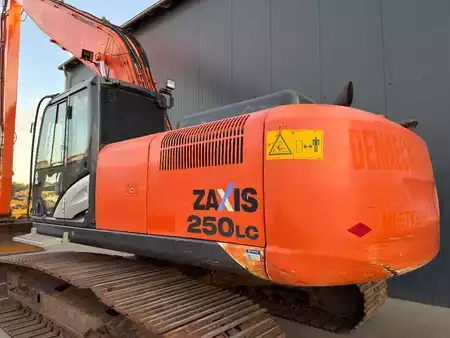 Hydraulic Excavators 2016 Hitachi ZX250LC-5B Long reach (12)