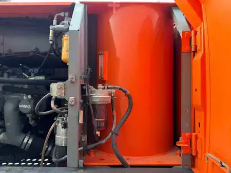 Hydraulic Excavators 2016 Hitachi ZX250LC-5B Long reach (29)