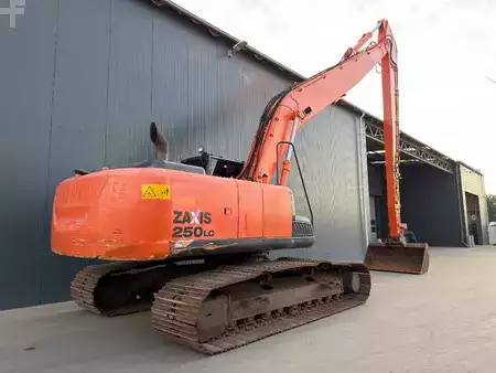 Hydraulic Excavators 2016 Hitachi ZX250LC-5B Long reach (4)