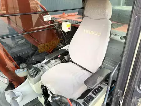 Hydraulic Excavators 2016 Hitachi ZX250LC-5B Long reach (40)