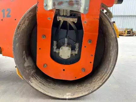 Walce gładkie 2017 Hamm HD12 VV (11)