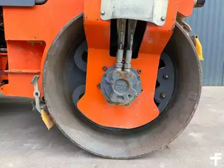 Walce gładkie 2017 Hamm HD12 VV (7)