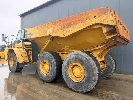 Kink Dumprar 2006 Caterpillar 735 (26)