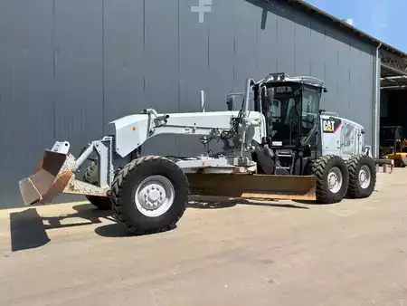 Niveleuse 2008 Caterpillar 120M - CE (1)