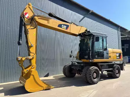 Mobilbagger 2014 Caterpillar M322D (1)