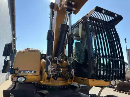 Mobilbagger 2014 Caterpillar M322D (8)