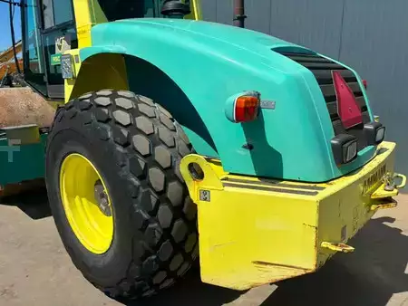 Rulli Compattatori montamburo 2014 Ammann ASC150D (20)