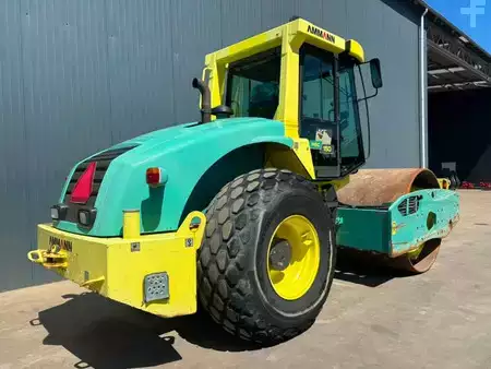 Rulli Compattatori montamburo 2014 Ammann ASC150D (4)