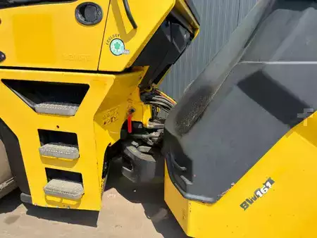 Tandemruller 2019 BOMAG BW161ADO-5 (12)