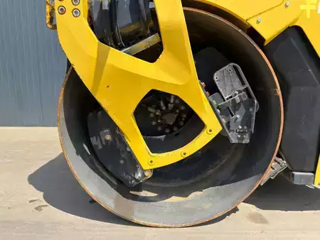 Tandemruller 2019 BOMAG BW161ADO-5 (21)