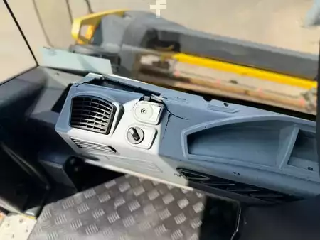 Tandemruller 2019 BOMAG BW161ADO-5 (38)