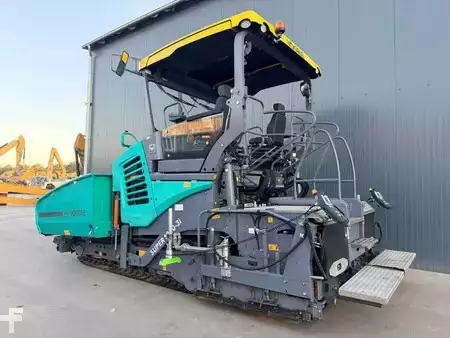 Radfertiger 2019 VÖGELE SUPER 1800-3i (2)