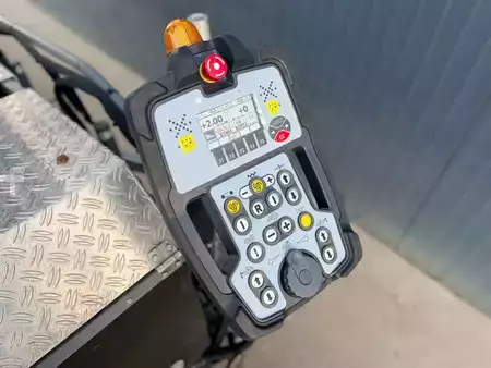 Radfertiger 2019 VÖGELE SUPER 1800-3i (20)