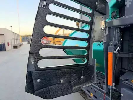 Radfertiger 2019 VÖGELE SUPER 1800-3i (38)