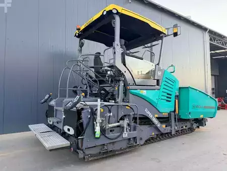 Radfertiger 2019 VÖGELE SUPER 1800-3i (4)