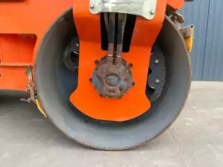 Walce gładkie 2017 Hamm HD12 VV (7)
