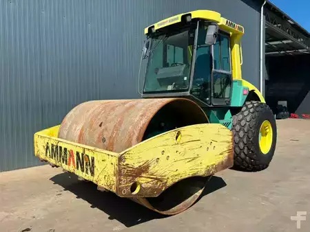 Rulli Compattatori montamburo 2007 Ammann ASC110D (1)