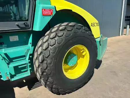 Rulli Compattatori montamburo 2007 Ammann ASC110D (17)