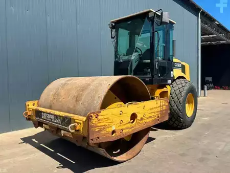 Tandemové válce 2002 Caterpillar CS563D (1)