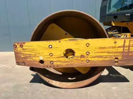 Tandemové válce 2002 Caterpillar CS563D (13)