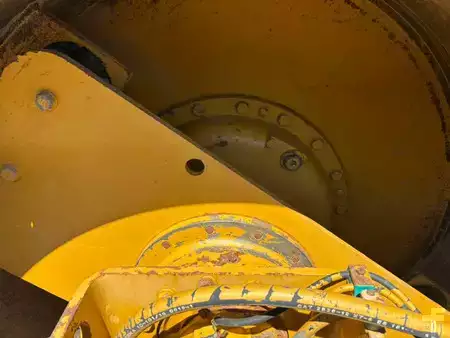 Tandemové válce 2002 Caterpillar CS563D (16)