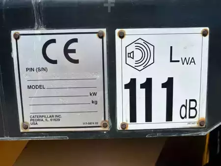 Tandemové válce 2002 Caterpillar CS563D (8)