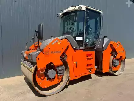 Walce gładkie 2016 Hamm HD+ 110i (1)