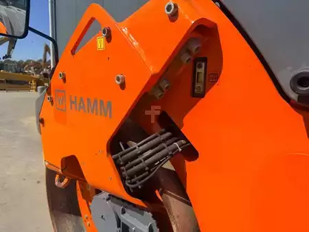 Walce gładkie 2016 Hamm HD+ 110i (15)