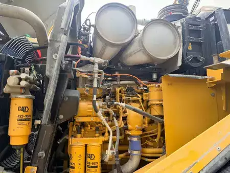 Chargeuse sur pneus 2015 Caterpillar 966M (15)