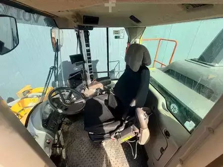 Kolové nakladače 2017 Volvo L180H | CDC | COPILOT (20)