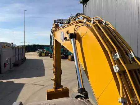 Beltegraver 2020 Caterpillar 330 07B (21)