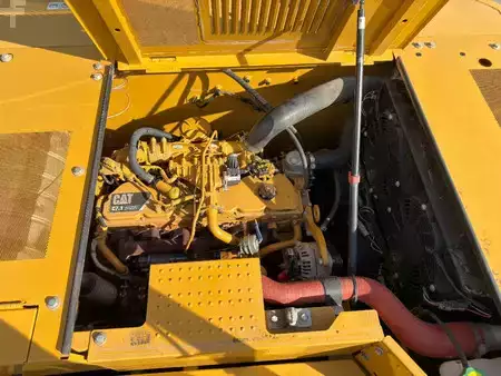 Beltegraver 2020 Caterpillar 330 07B (23)