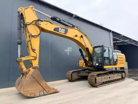 Korečková rýpadla 2016 Caterpillar 336F L (1)