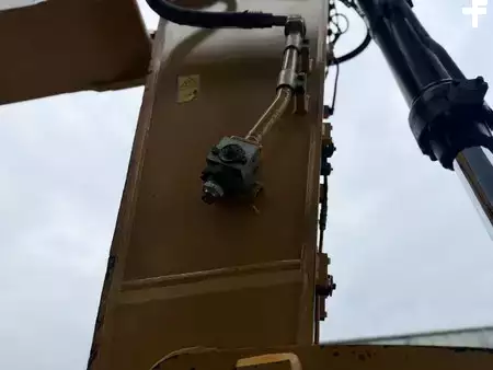 Korečková rýpadla 2016 Caterpillar 336F L (21)